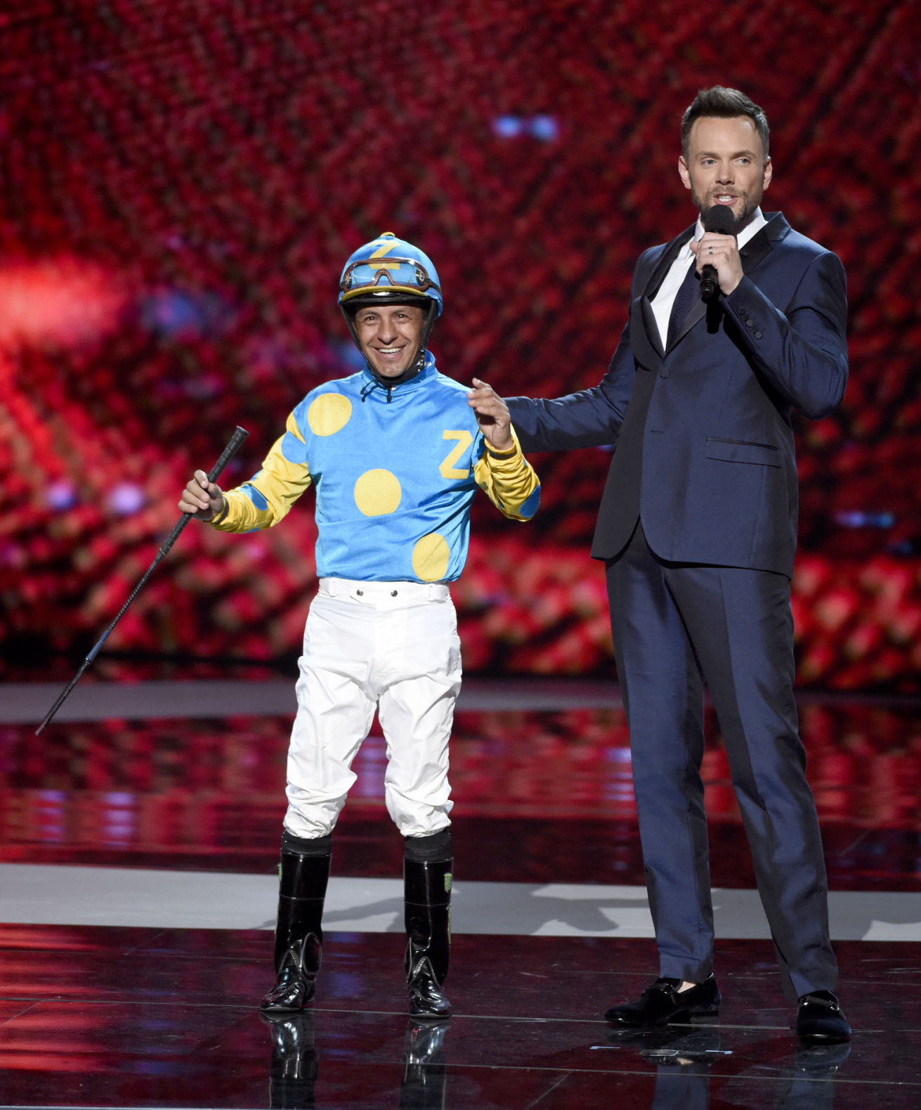 Victor Espinoza, Joel McHale